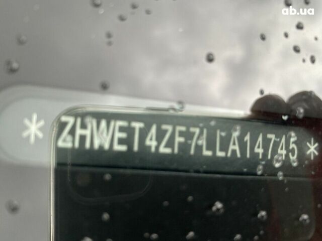 Красный Ламборджини Хуракан, объемом двигателя 12.58 л и пробегом 1 тыс. км за 324410 $, фото 6 на Automoto.ua