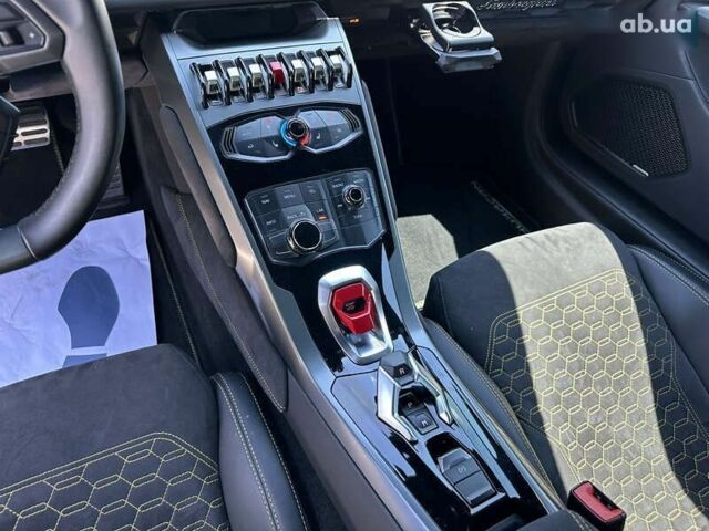 Ламборджині Хуракан, об'ємом двигуна 5.2 л та пробігом 31 тис. км за 270000 $, фото 22 на Automoto.ua