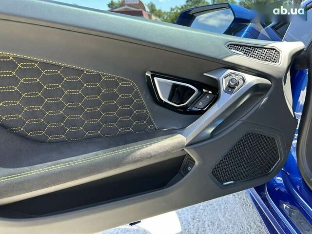 Ламборджині Хуракан, об'ємом двигуна 5.2 л та пробігом 31 тис. км за 270000 $, фото 4 на Automoto.ua