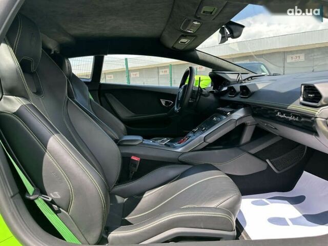 Ламборджини Хуракан 2018 в Киеве на Automoto.ua Ламборджини Хуракан, объемом двигателя 5.2 л и пробегом 23 тыс. км за 280000 $, фото 17 на Automoto.ua