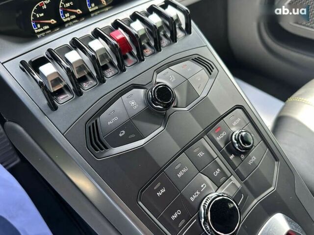 Ламборджини Хуракан 2018 в Киеве на Automoto.ua Ламборджини Хуракан, объемом двигателя 5.2 л и пробегом 23 тыс. км за 280000 $, фото 29 на Automoto.ua