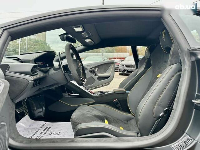 Ламборджини Хуракан, объемом двигателя 5.2 л и пробегом 1 тыс. км за 440000 $, фото 24 на Automoto.ua