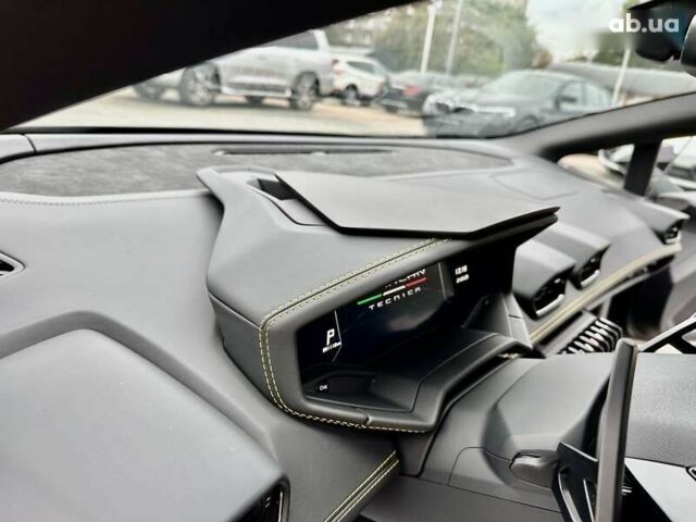 Ламборджини Хуракан, объемом двигателя 5.2 л и пробегом 1 тыс. км за 440000 $, фото 27 на Automoto.ua