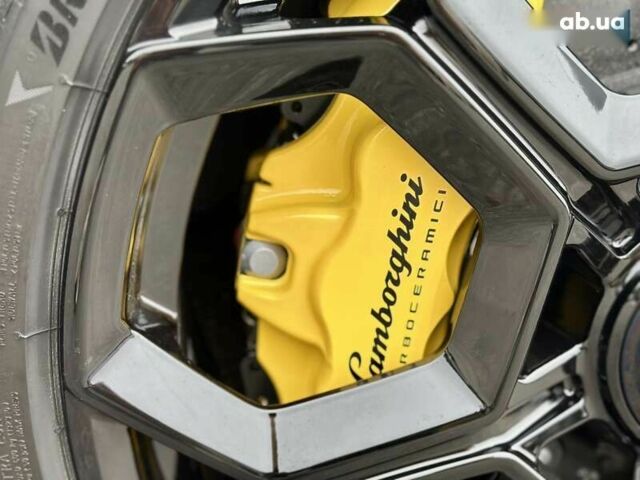 Ламборджини Хуракан, объемом двигателя 5.2 л и пробегом 1 тыс. км за 440000 $, фото 10 на Automoto.ua