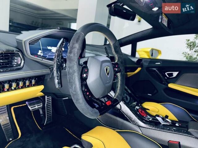 Желтый Ламборджини Хуракан, объемом двигателя 5.2 л и пробегом 9 тыс. км за 339900 $, фото 48 на Automoto.ua