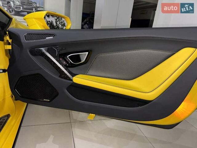 Желтый Ламборджини Хуракан, объемом двигателя 5.2 л и пробегом 9 тыс. км за 339900 $, фото 89 на Automoto.ua