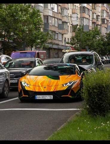 Ламборджини Хуракан 2020 в Киеве на Automoto.ua Желтый Ламборджини Хуракан, объемом двигателя 5.2 л и пробегом 9 тыс. км за 299000 $, фото 6 на Automoto.ua