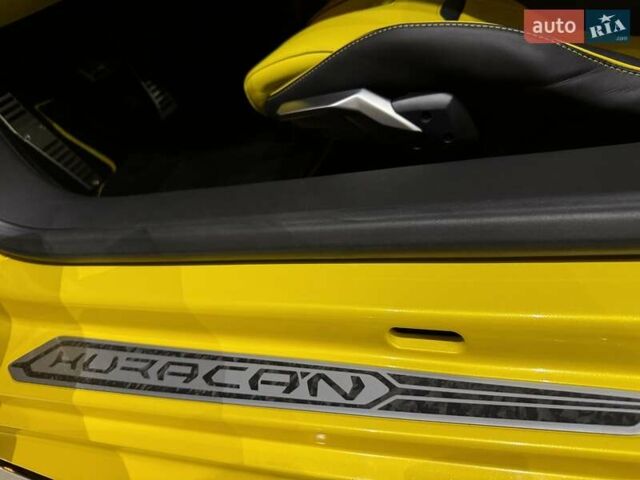 Желтый Ламборджини Хуракан, объемом двигателя 5.2 л и пробегом 9 тыс. км за 339900 $, фото 21 на Automoto.ua