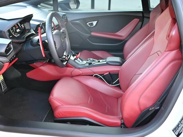 Серый Ламборджини Хуракан, объемом двигателя 5.2 л и пробегом 25 тыс. км за 135000 $, фото 8 на Automoto.ua