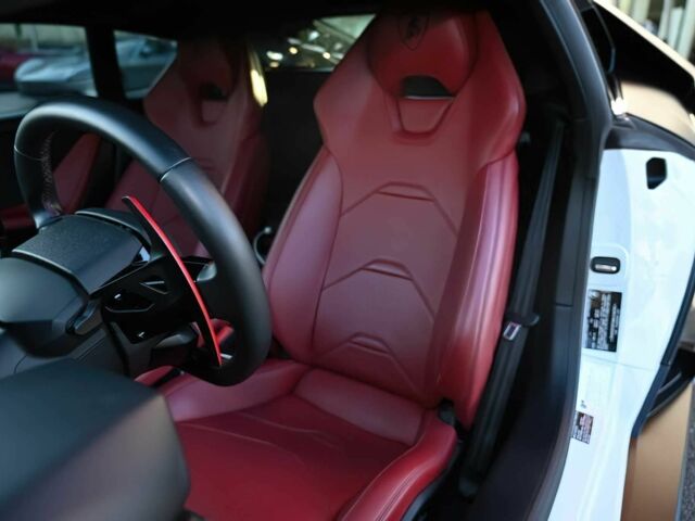 Серый Ламборджини Хуракан, объемом двигателя 5.2 л и пробегом 25 тыс. км за 135000 $, фото 6 на Automoto.ua