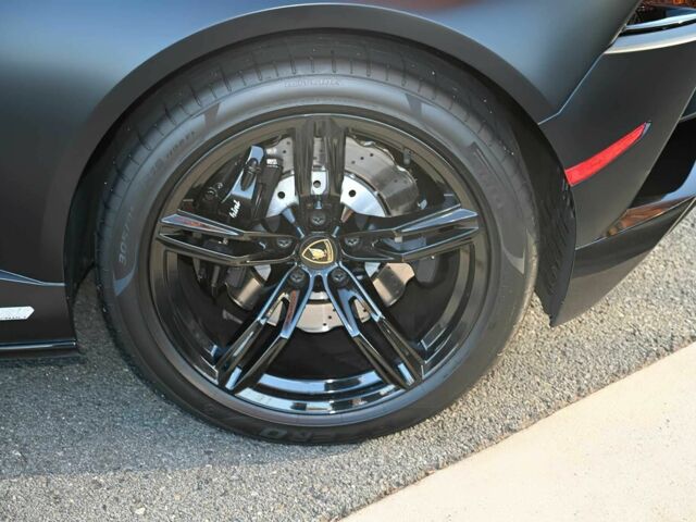 Серый Ламборджини Хуракан, объемом двигателя 5.2 л и пробегом 25 тыс. км за 135000 $, фото 13 на Automoto.ua