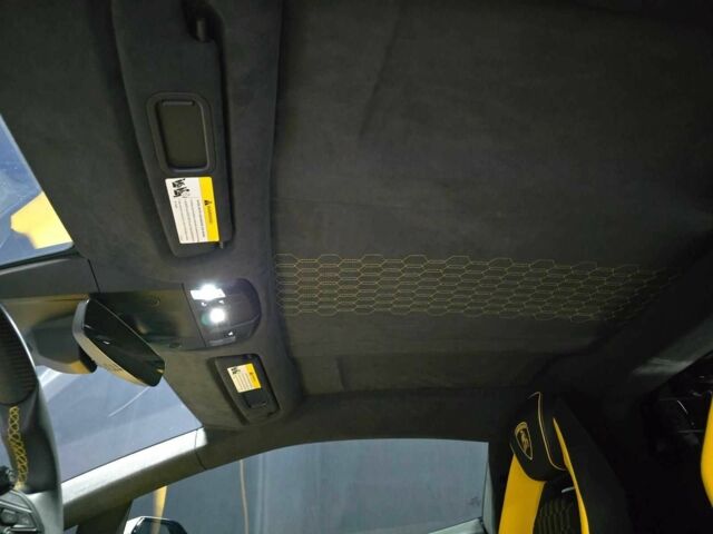 Серый Ламборджини Ревентон, объемом двигателя 6.5 л и пробегом 2 тыс. км за 709000 $, фото 6 на Automoto.ua