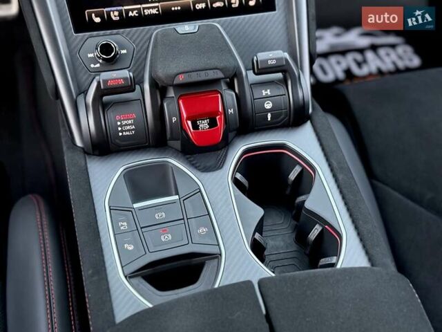 Белый Ламборджини Урус, объемом двигателя 4 л и пробегом 7 тыс. км за 349000 $, фото 106 на Automoto.ua