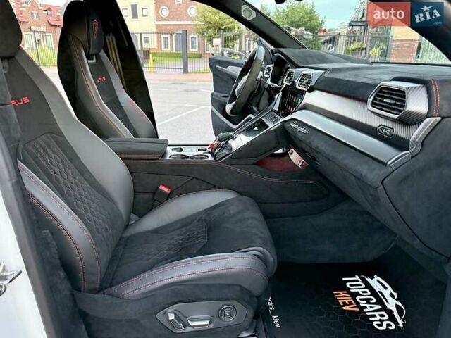 Белый Ламборджини Урус, объемом двигателя 4 л и пробегом 7 тыс. км за 349000 $, фото 62 на Automoto.ua