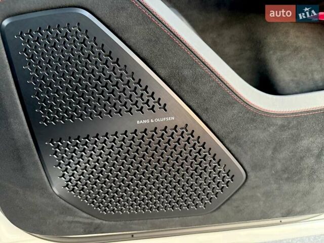 Белый Ламборджини Урус, объемом двигателя 4 л и пробегом 7 тыс. км за 349000 $, фото 61 на Automoto.ua