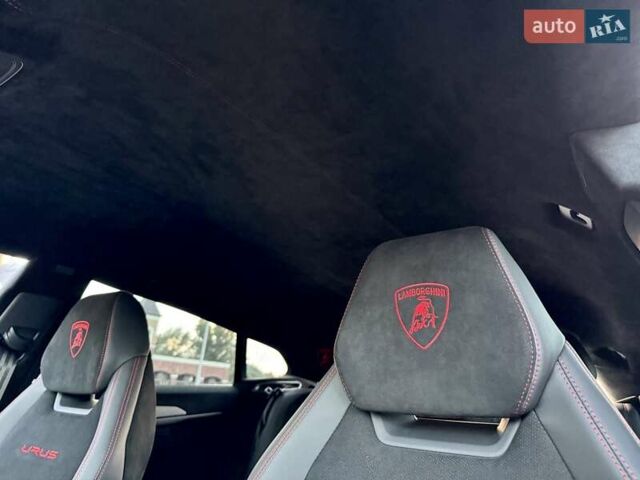 Белый Ламборджини Урус, объемом двигателя 4 л и пробегом 7 тыс. км за 349000 $, фото 94 на Automoto.ua