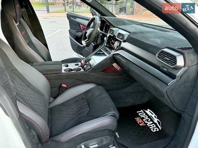 Белый Ламборджини Урус, объемом двигателя 4 л и пробегом 7 тыс. км за 349000 $, фото 64 на Automoto.ua