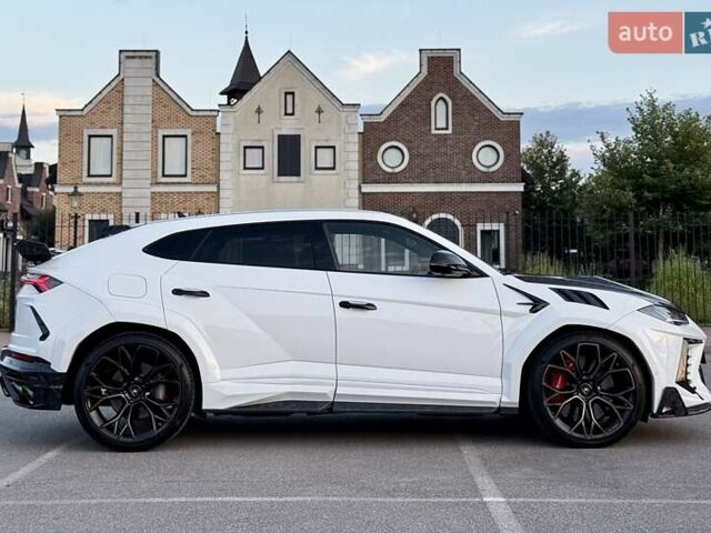 Белый Ламборджини Урус, объемом двигателя 4 л и пробегом 7 тыс. км за 349000 $, фото 33 на Automoto.ua