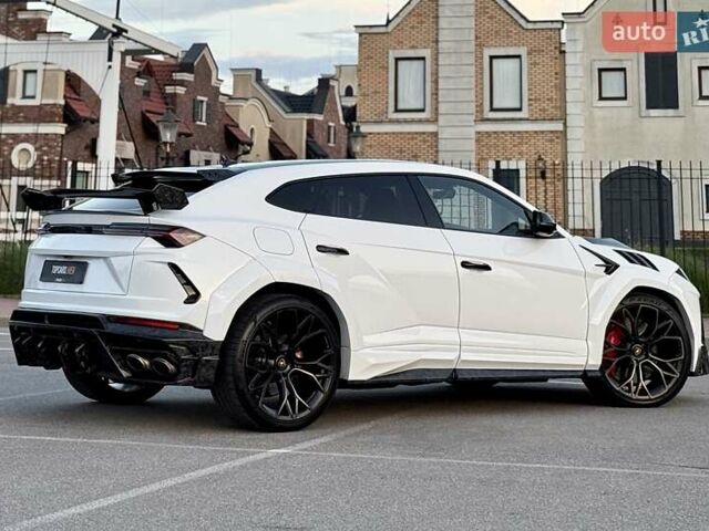 Белый Ламборджини Урус, объемом двигателя 4 л и пробегом 7 тыс. км за 349000 $, фото 32 на Automoto.ua