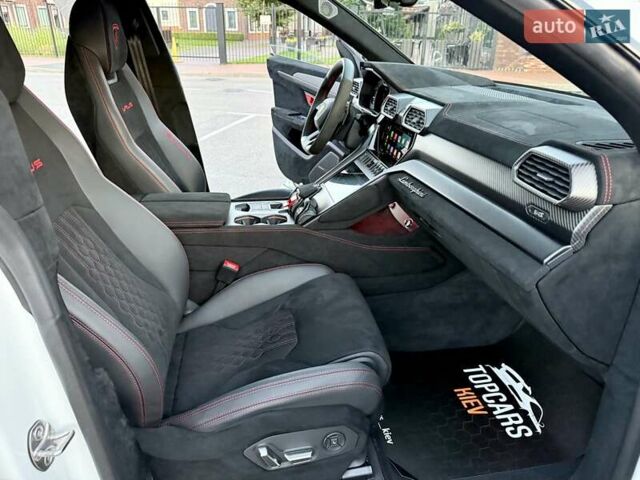 Белый Ламборджини Урус, объемом двигателя 4 л и пробегом 7 тыс. км за 349000 $, фото 63 на Automoto.ua