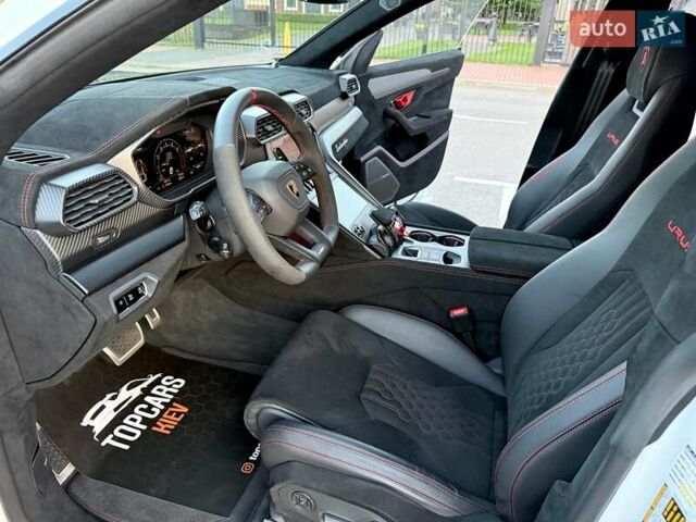 Белый Ламборджини Урус, объемом двигателя 4 л и пробегом 7 тыс. км за 349000 $, фото 87 на Automoto.ua