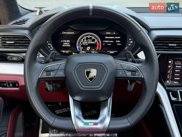 Ламборджини Урус 2020 в Киеве на Automoto.ua Черный Ламборджини Урус, объемом двигателя 4 л и пробегом 35 тыс. км за 350000 $, фото 74 на Automoto.ua