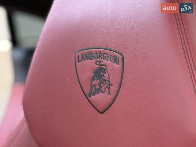 Черный Ламборджини Урус, объемом двигателя 4 л и пробегом 37 тыс. км за 370000 $, фото 48 на Automoto.ua
