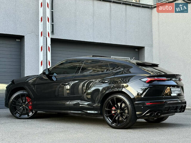 Черный Ламборджини Урус, объемом двигателя 4 л и пробегом 37 тыс. км за 370000 $, фото 31 на Automoto.ua