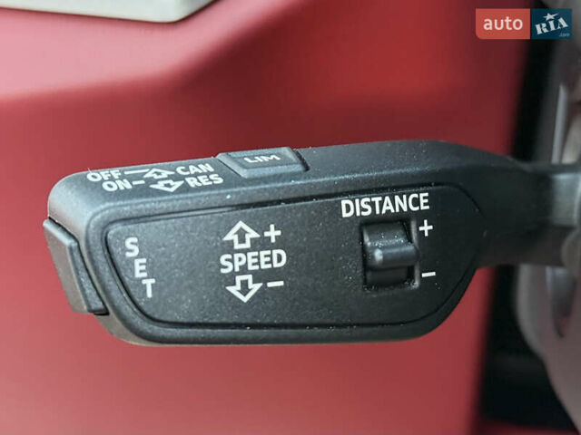 Черный Ламборджини Урус, объемом двигателя 4 л и пробегом 37 тыс. км за 370000 $, фото 82 на Automoto.ua