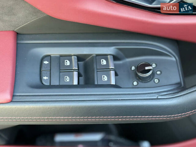 Черный Ламборджини Урус, объемом двигателя 4 л и пробегом 37 тыс. км за 370000 $, фото 59 на Automoto.ua