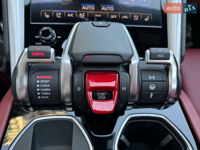 Ламборджини Урус 2020 в Киеве на Automoto.ua Черный Ламборджини Урус, объемом двигателя 4 л и пробегом 35 тыс. км за 350000 $, фото 84 на Automoto.ua