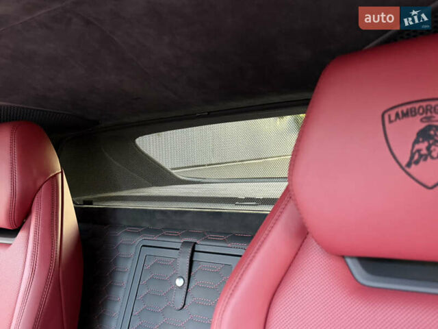 Ламборджини Урус 2020 в Киеве на Automoto.ua Черный Ламборджини Урус, объемом двигателя 4 л и пробегом 35 тыс. км за 350000 $, фото 68 на Automoto.ua