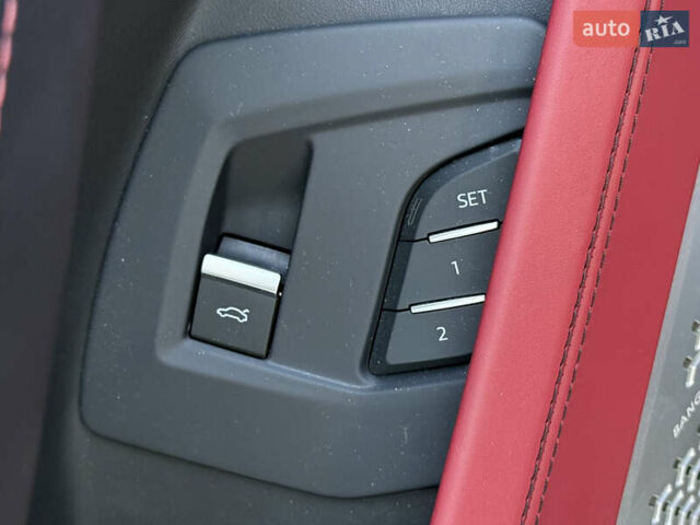 Черный Ламборджини Урус, объемом двигателя 4 л и пробегом 37 тыс. км за 370000 $, фото 60 на Automoto.ua