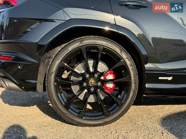 Ламборджини Урус 2024 в Одессе на Automoto.ua Черный Ламборджини Урус, объемом двигателя 4 л и пробегом 1 тыс. км за 492126 $, фото 64 на Automoto.ua