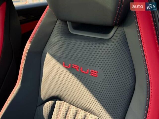 Ламборджини Урус 2024 в Одессе на Automoto.ua Черный Ламборджини Урус, объемом двигателя 4 л и пробегом 1 тыс. км за 492126 $, фото 24 на Automoto.ua