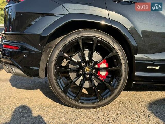 Ламборджини Урус 2024 в Одессе на Automoto.ua Черный Ламборджини Урус, объемом двигателя 4 л и пробегом 1 тыс. км за 492126 $, фото 65 на Automoto.ua