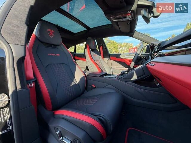Ламборджини Урус 2024 в Одессе на Automoto.ua Черный Ламборджини Урус, объемом двигателя 4 л и пробегом 1 тыс. км за 492126 $, фото 61 на Automoto.ua