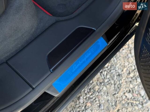 Ламборджини Урус 2024 в Одессе на Automoto.ua Черный Ламборджини Урус, объемом двигателя 4 л и пробегом 1 тыс. км за 492126 $, фото 50 на Automoto.ua