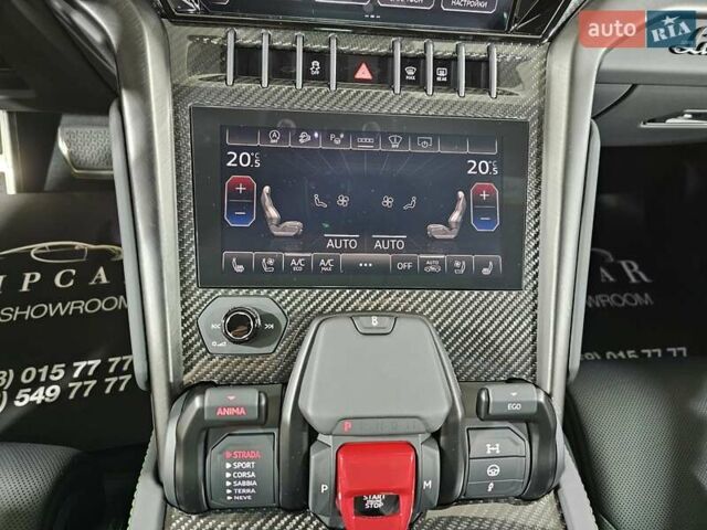 Черный Ламборджини Урус, объемом двигателя 0 л и пробегом 1 тыс. км за 468741 $, фото 26 на Automoto.ua