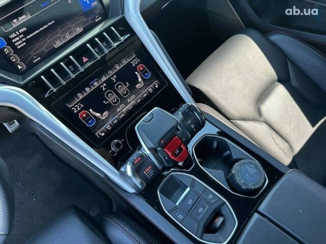 Ламборджини Урус, объемом двигателя 4 л и пробегом 66 тыс. км за 290000 $, фото 11 на Automoto.ua