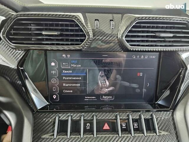 Ламборджини Урус 2024 в Киеве на Automoto.ua Ламборджини Урус, объемом двигателя 0 л и пробегом 1 тыс. км за 434719 $, фото 29 на Automoto.ua
