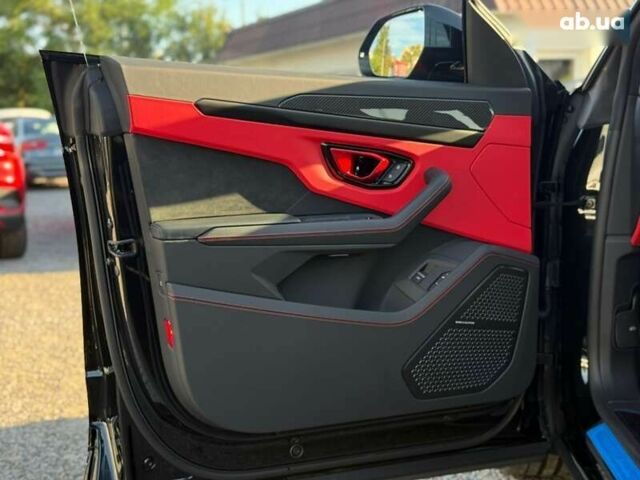 Ламборджини Урус, объемом двигателя 4 л и пробегом 1 тыс. км за 445588 $, фото 28 на Automoto.ua