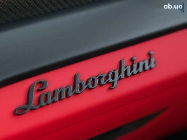 Ламборджини Урус, объемом двигателя 4 л и пробегом 1 тыс. км за 456456 $, фото 26 на Automoto.ua