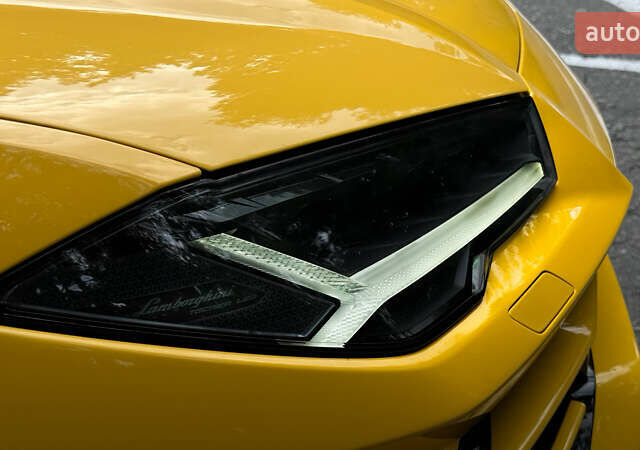 Жовтий Ламборджині Урус, об'ємом двигуна 4 л та пробігом 56 тис. км за 285000 $, фото 13 на Automoto.ua