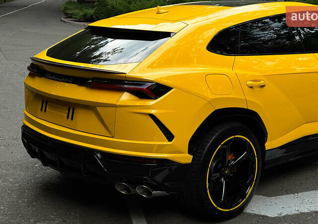 Жовтий Ламборджині Урус, об'ємом двигуна 4 л та пробігом 56 тис. км за 285000 $, фото 12 на Automoto.ua