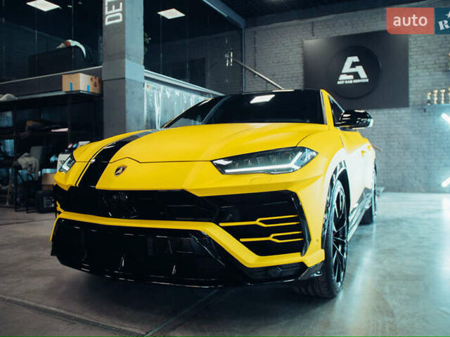 Желтый Ламборджини Урус, объемом двигателя 4 л и пробегом 27 тыс. км за 350000 $, фото 2 на Automoto.ua