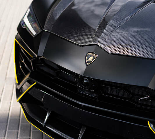 Ламборджини Урус 2020 в Киеве на Automoto.ua Серый Ламборджини Урус, объемом двигателя 4 л и пробегом 55 тыс. км за 300000 $, фото 5 на Automoto.ua