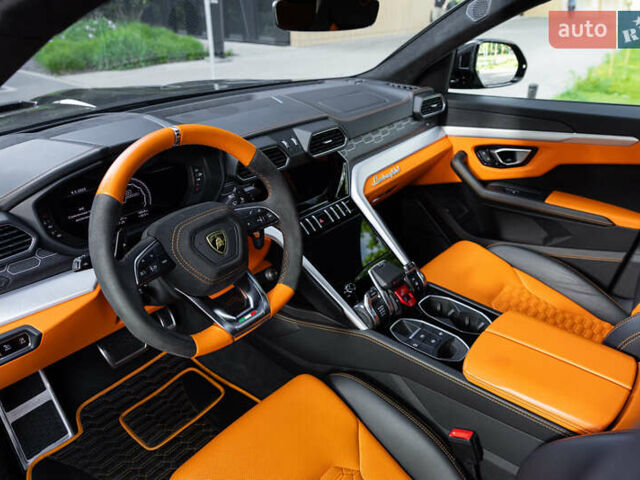 Ламборджини Урус 2020 в Киеве на Automoto.ua Серый Ламборджини Урус, объемом двигателя 4 л и пробегом 55 тыс. км за 300000 $, фото 45 на Automoto.ua