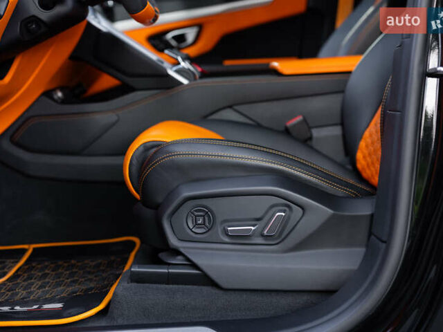 Ламборджини Урус 2020 в Киеве на Automoto.ua Серый Ламборджини Урус, объемом двигателя 4 л и пробегом 55 тыс. км за 300000 $, фото 37 на Automoto.ua