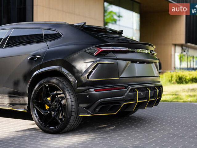 Ламборджини Урус 2020 в Киеве на Automoto.ua Серый Ламборджини Урус, объемом двигателя 4 л и пробегом 55 тыс. км за 300000 $, фото 26 на Automoto.ua